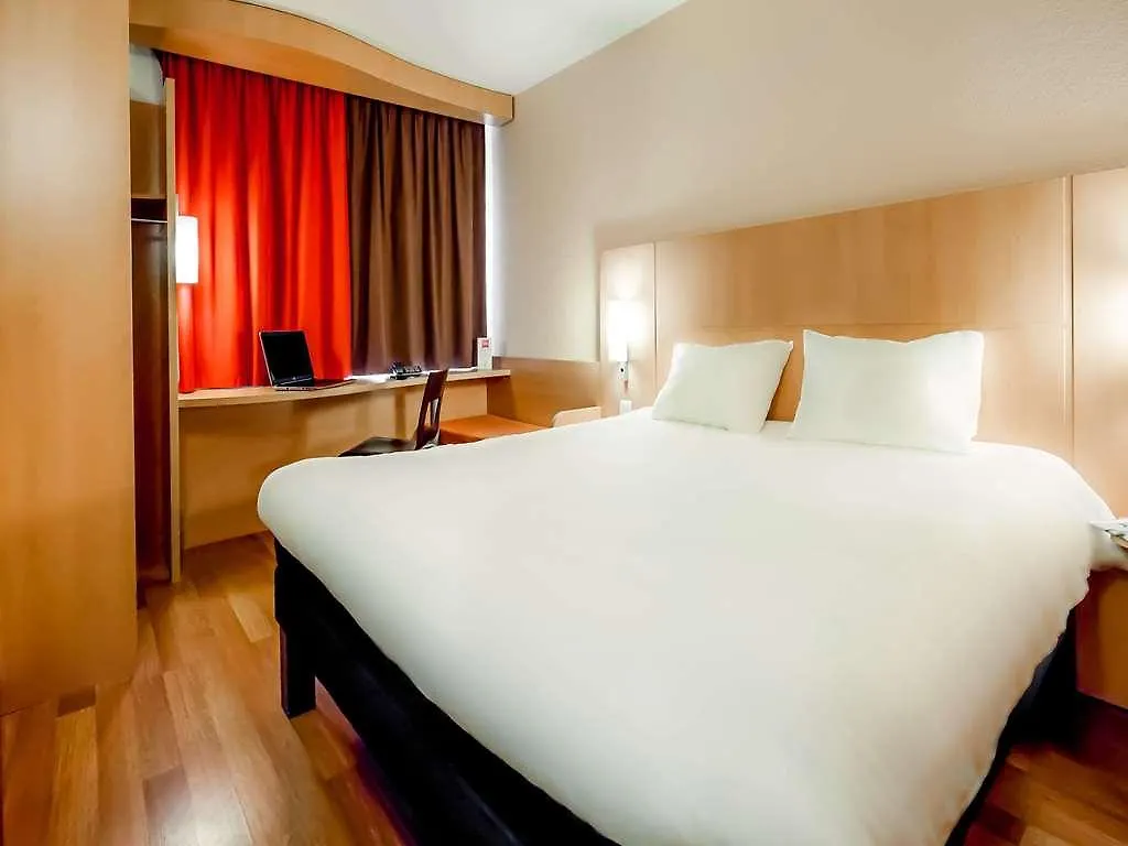 Ibis Vannes