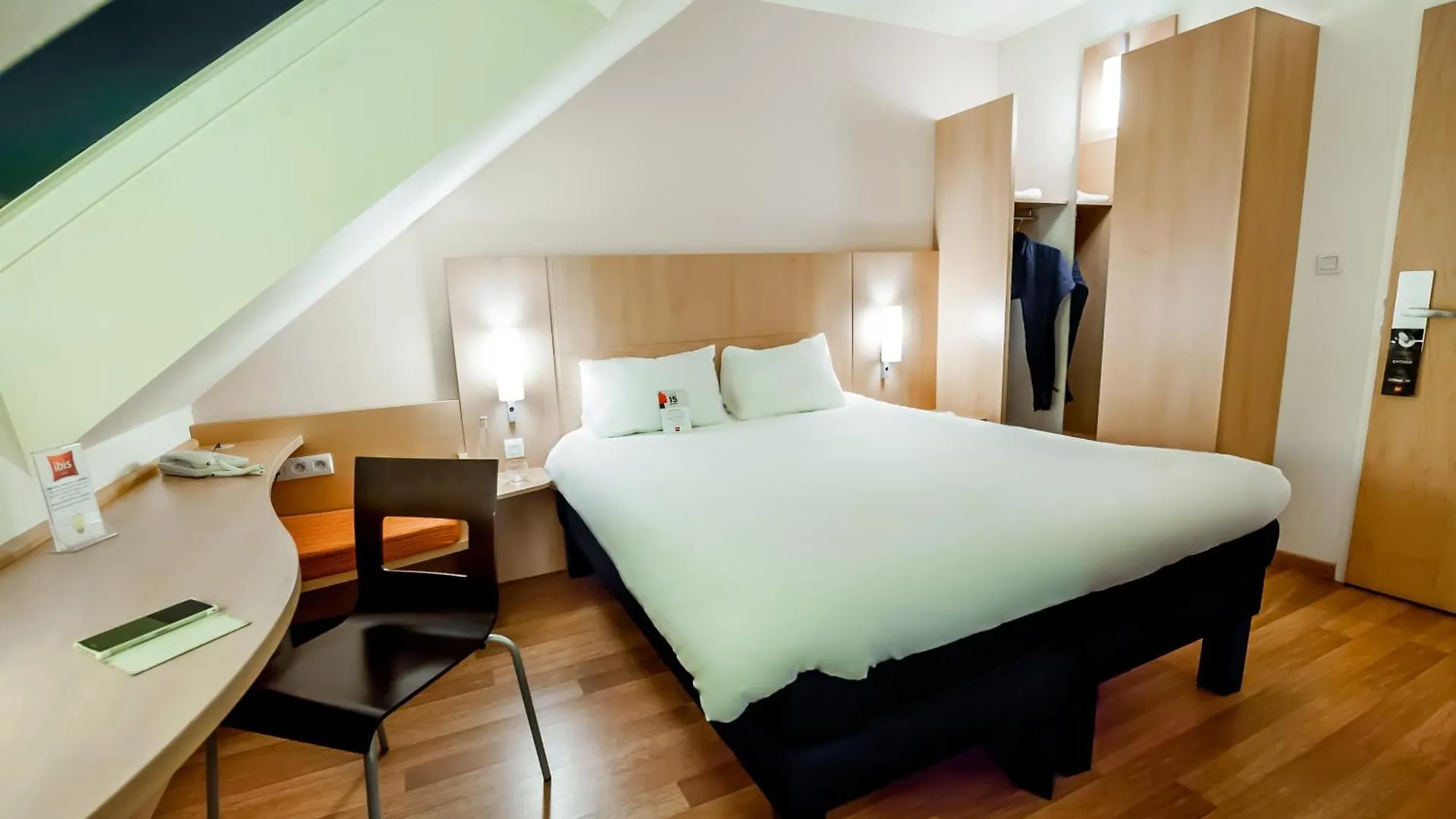 Ibis Vannes
